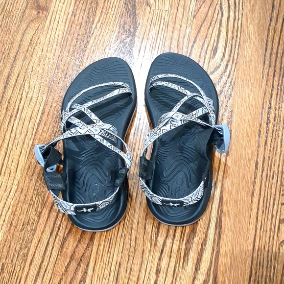 Chaco Shoes - Like-New Chaco Women's Zvolv X Sandals (8)